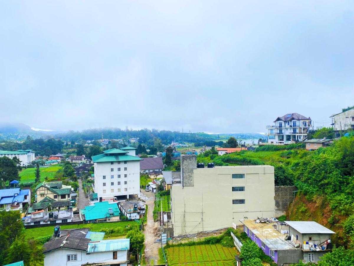 Hotel Queens Mount Glen Heights
