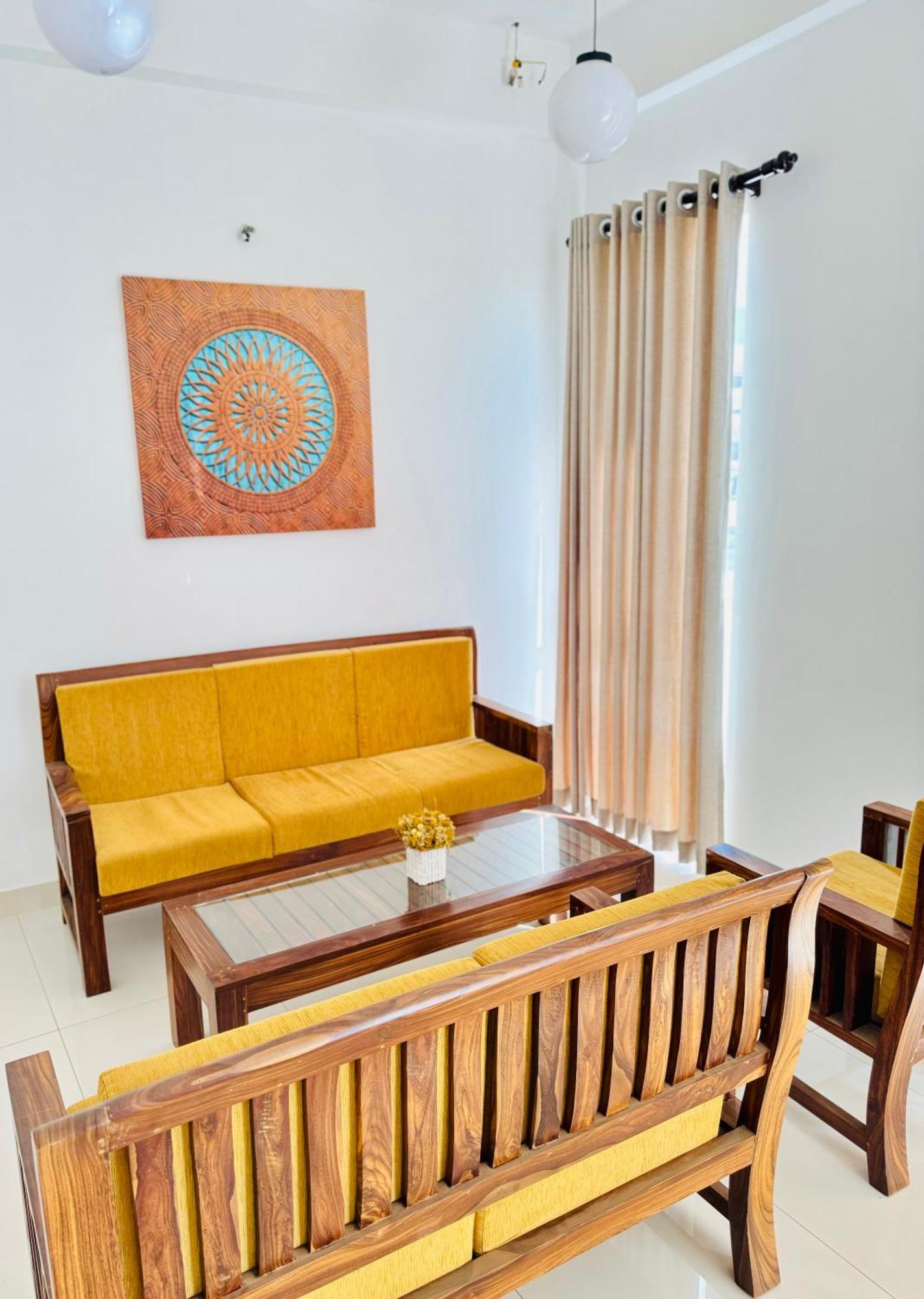 Queens Mount Glen Heights Hotel Nuwara Eliya